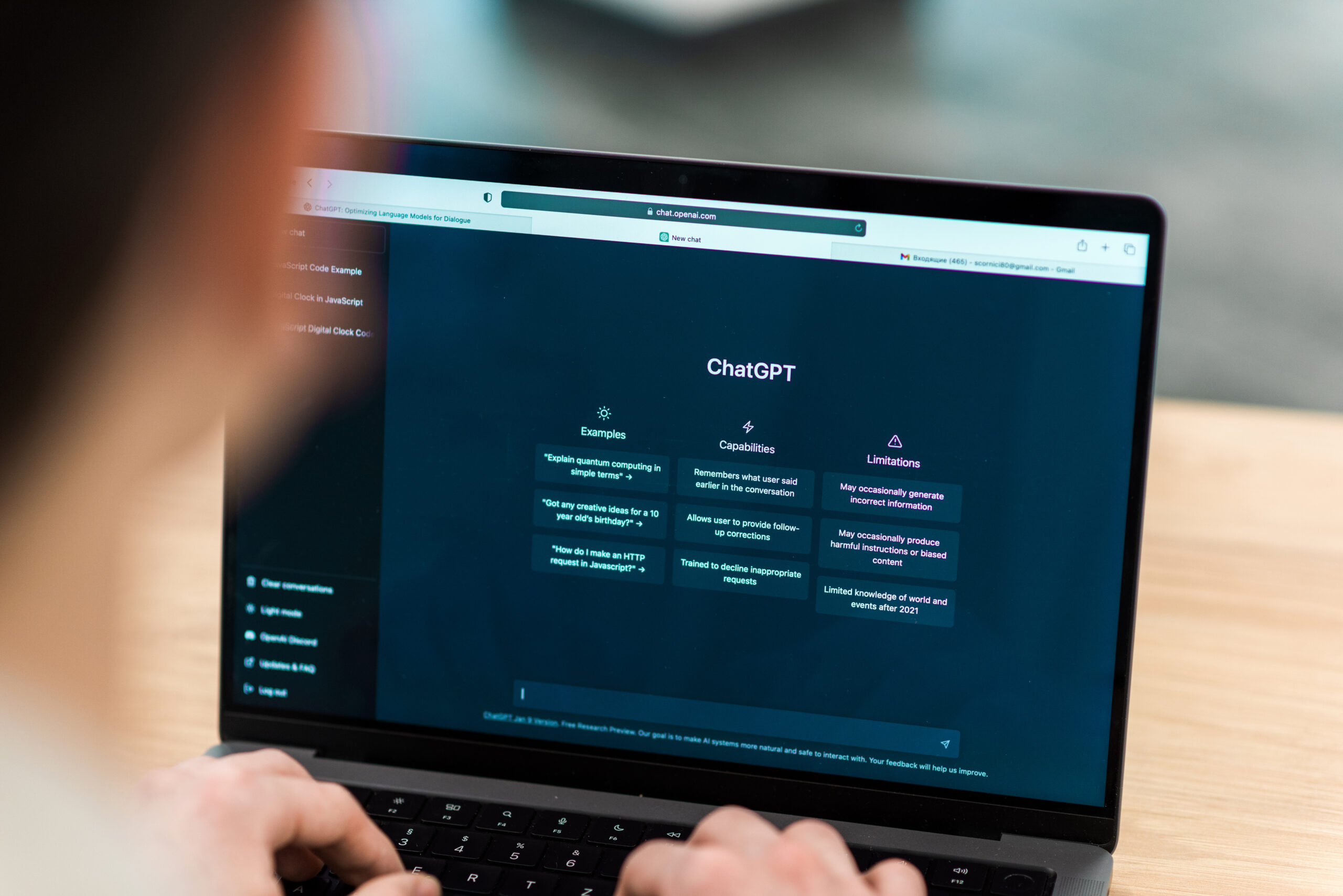 How to Use ChatGPT as a Smart Search Engine